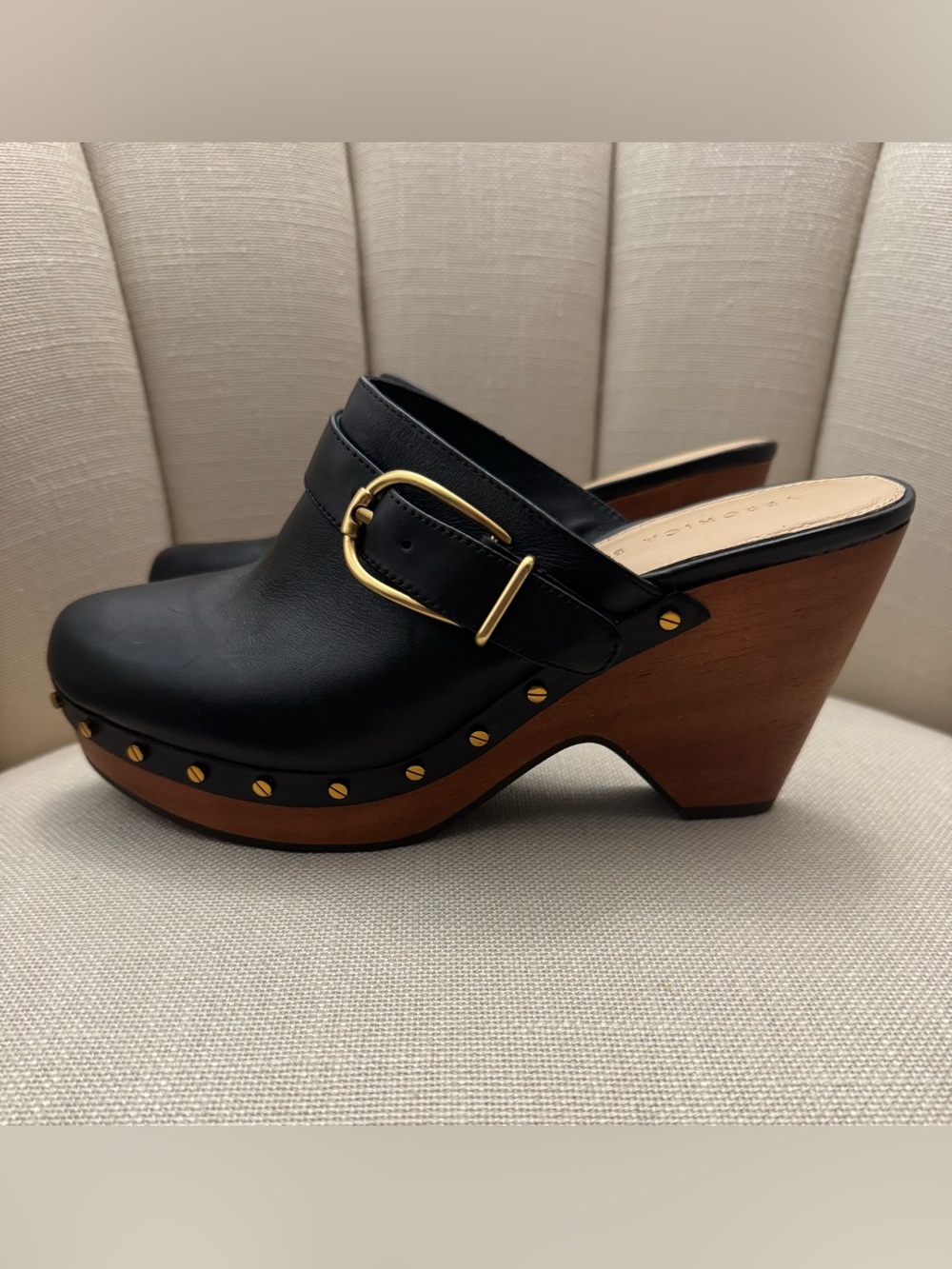 Veronica Beard Hendrix Buckled Clogs Size 7.5